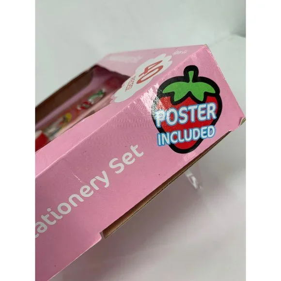 Hello Kitty by Sanrio Stationary Set 40 Pieces with Poster Included NIB - Picture 11 of 12